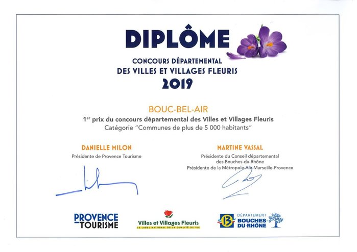 1er prix du concours départemental des Villes et Villages fleuris pour Bouc Bel Air